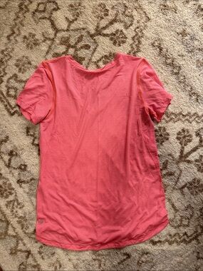 Lululemon Women's Coral super light shirt